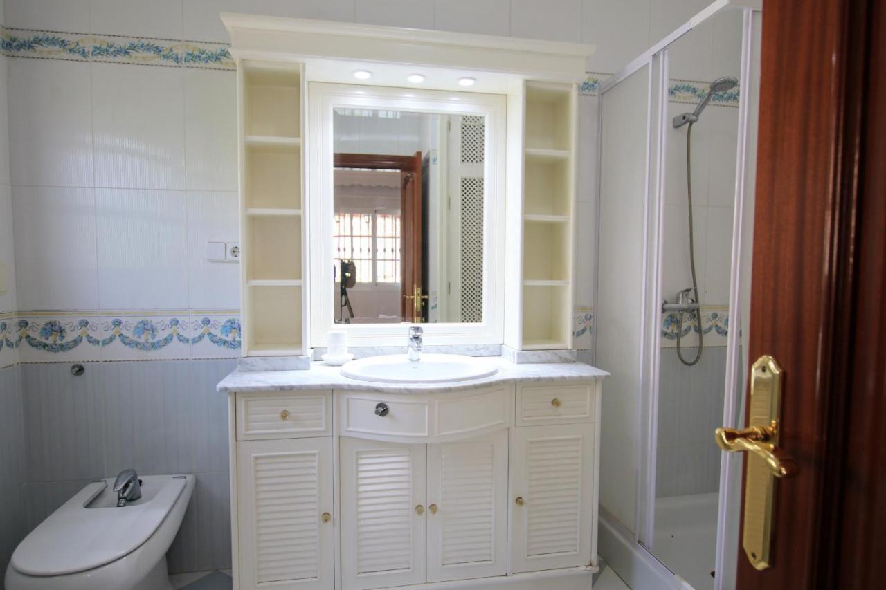 Tess Villa Retamar Alhaurín de la Torre Extérieur photo